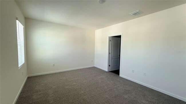 Building Photo - 2066 Walnut Crk Dr