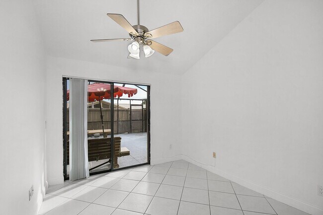 Building Photo - 5805 Golden Eagle Cir