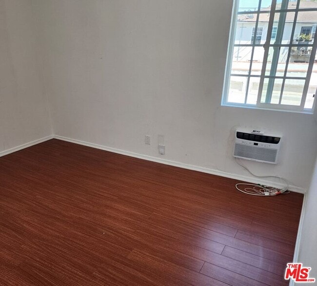 Building Photo - 1708 S Crescent Heights Blvd