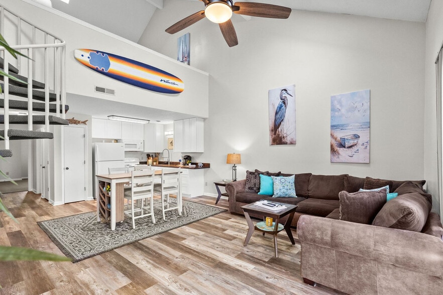 Building Photo - 1920 Bent Grass Dr