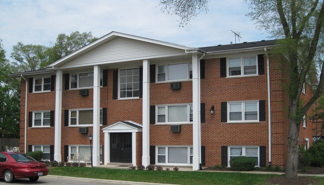 Primary Photo - Lexington Apartments