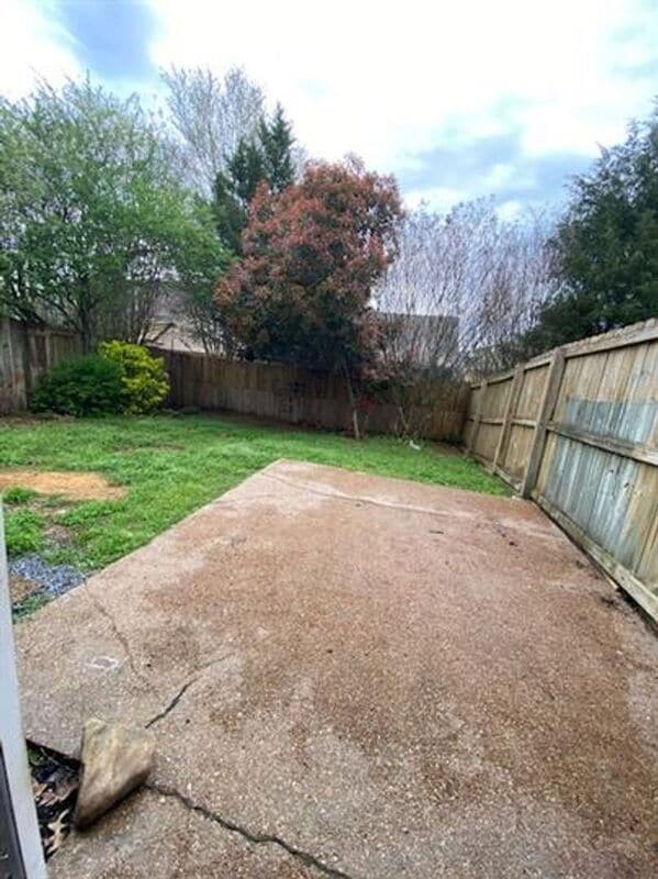 Building Photo - 1514 Estacada Way