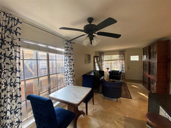 Building Photo - 3224 Timmons Ln