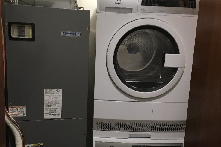 washer/dryer/furnace - 509 N 4th St