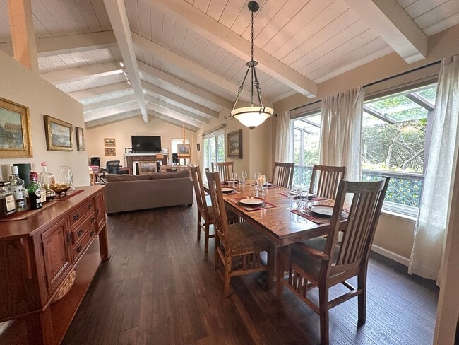 Building Photo - Sunny - Fully Furnished 2-Bedroom, with Office and 2 1/2 bathrooms.