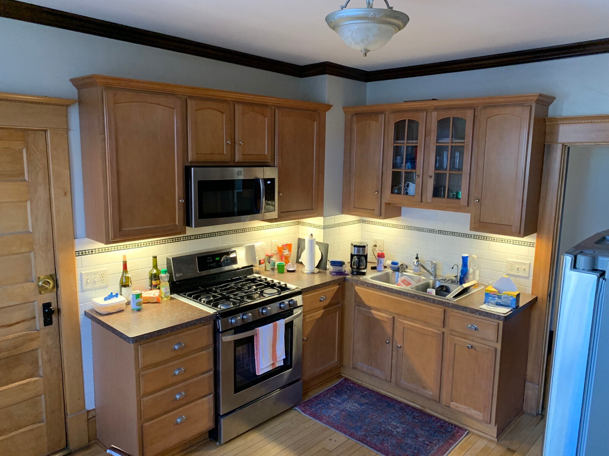 Kitchen - 2545 Pillsbury Ave S