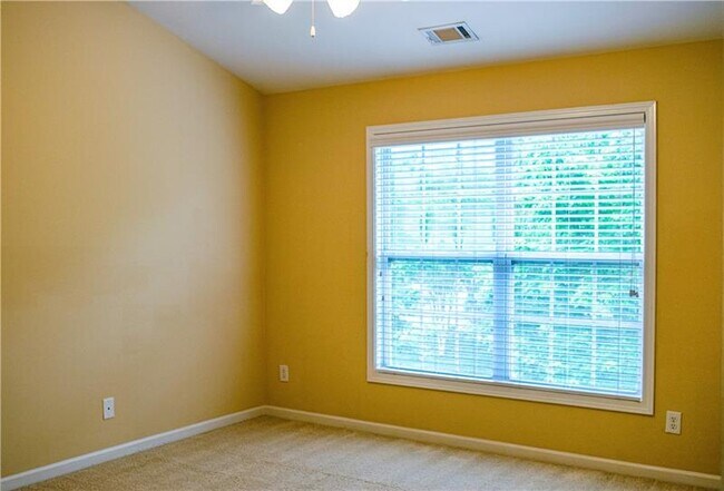 Building Photo - 2627 Gadsen