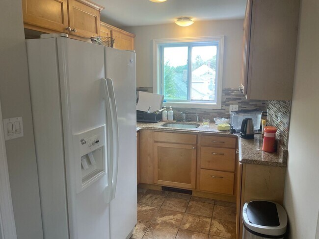 Building Photo - *129 Home Avenue