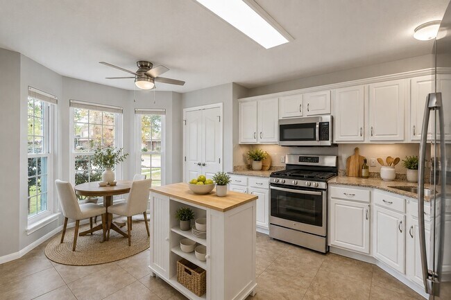Building Photo - 2923 Goldspring Ln