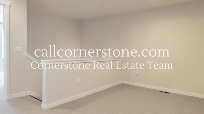 Building Photo - 3683 Levy Pk Dr