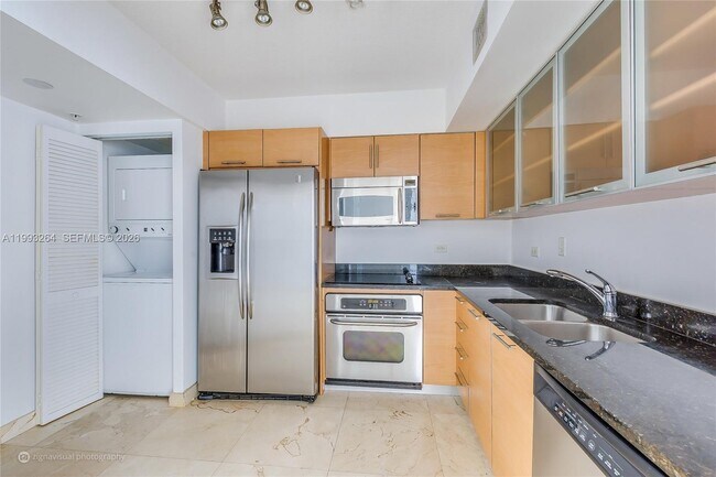 Building Photo - 31 SE 5th St