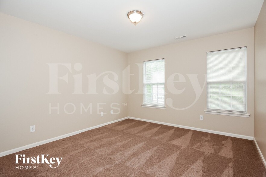 Building Photo - 620 Wilderness Trail Dr