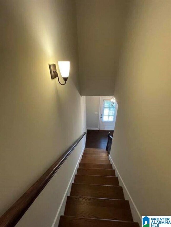 Building Photo - 4234 Lennox Dr