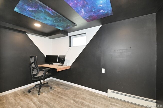 Building Photo - 3485 Riverside Dr