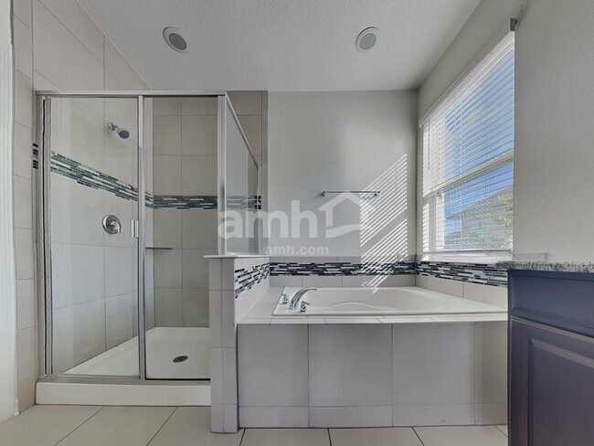 Building Photo - 5405 Manchester Dr