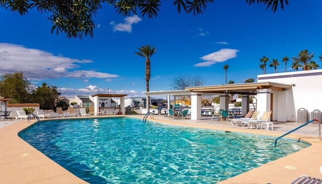 Building Photo - Beautiful updated condo in Los Lagos Upstairs unit. Available March 15 to Dec 31st 2026