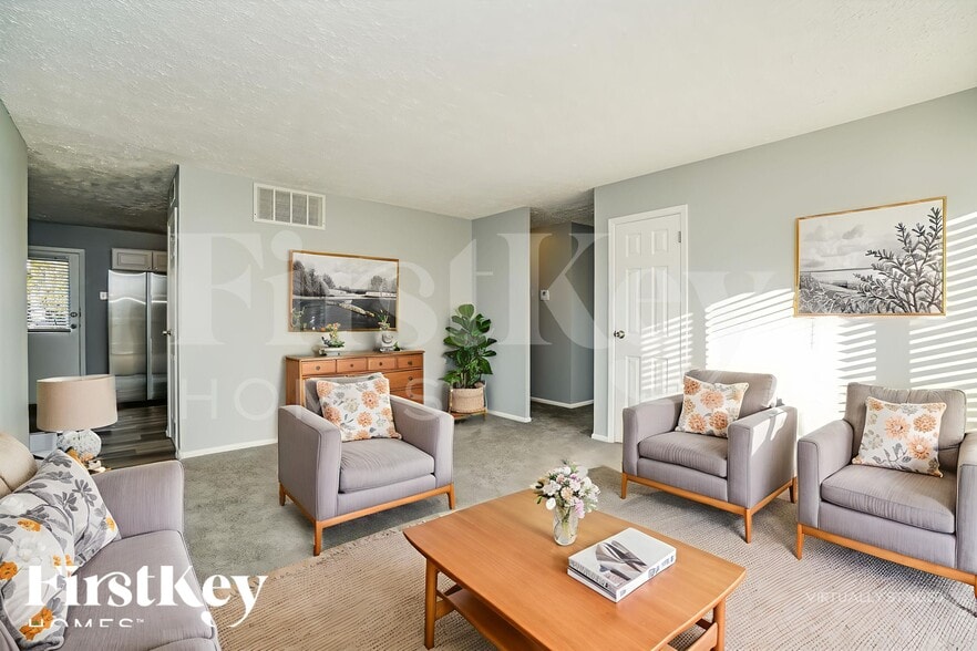 Building Photo - 614 Palace Ln