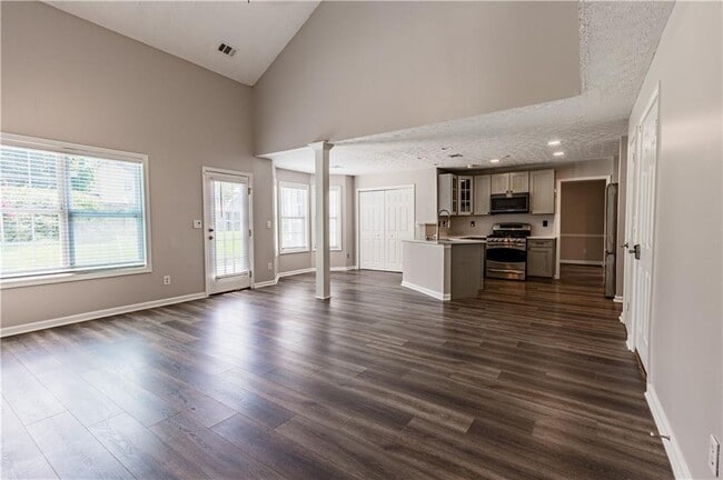 Building Photo - 3192 Dunlin Way
