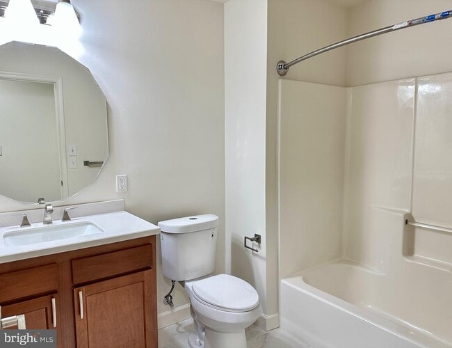 Building Photo - 54 Sequoia Dr