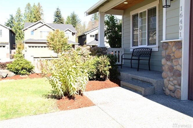 Building Photo - 16401 36th Ave SE
