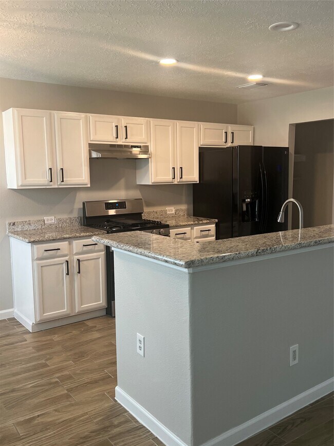 Building Photo - 12035 Duane St