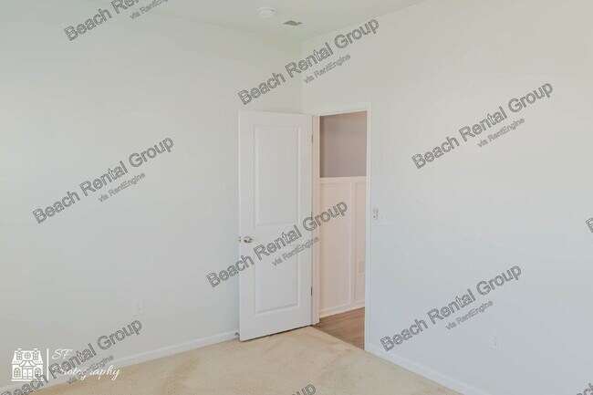 Building Photo - 3500 Cornflower Wy