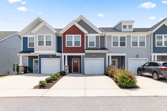 Building Photo - 127 Shallons Dr