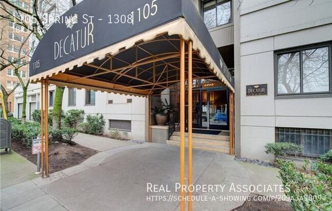 Building Photo - 1105 Spring St