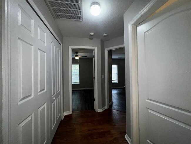 Building Photo - 2620 Regency Oak Ln