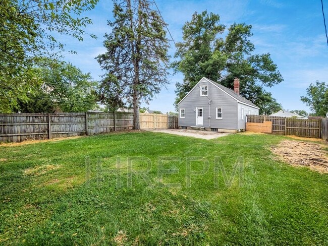 Building Photo - 761 Demorest Rd