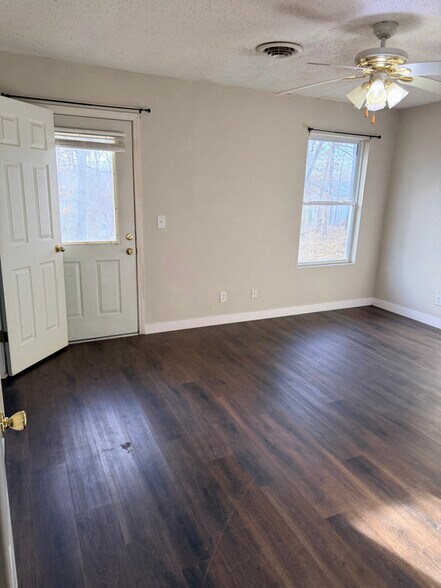 Building Photo - 11999 Paradise Ridge