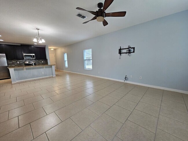 Building Photo - 1200 Pensacola Ct
