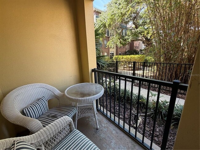 Building Photo - 2421 W Horatio St