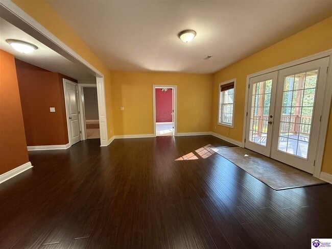 Building Photo - 107 Rhinestone Ct