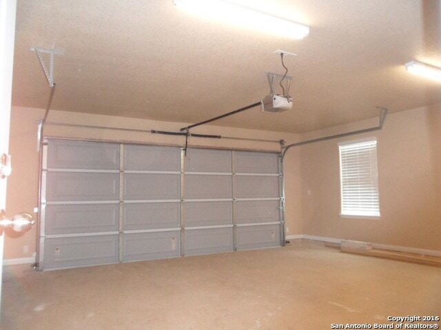 Building Photo - 606 Mockingbird Cove