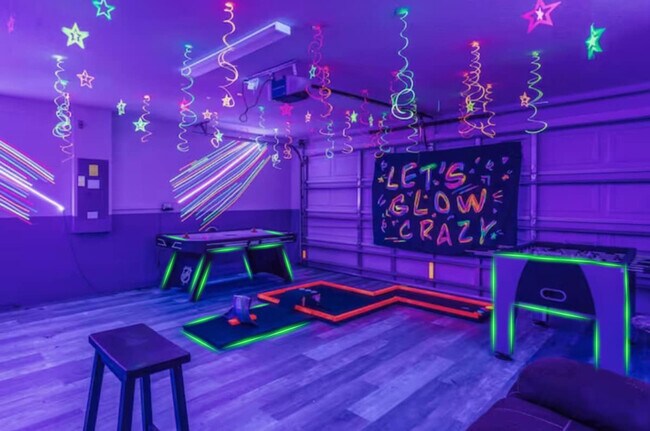 Building Photo - 4715 Cumbrian Lakes Dr