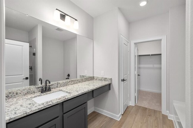 Building Photo - 3206 Banyan Dr