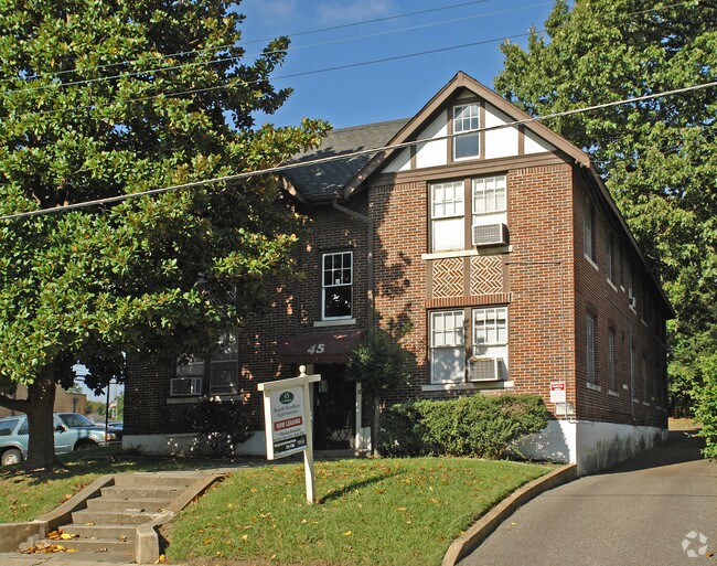 Primary Photo - 45 S Rembert St
