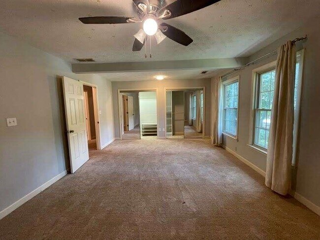 Building Photo - 6134 Millstone Run