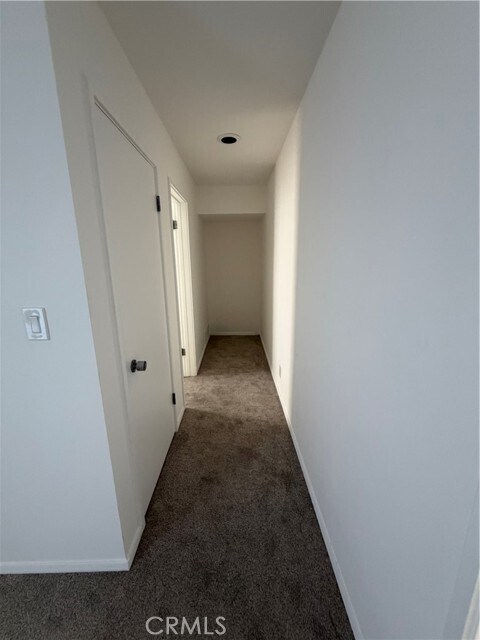 Building Photo - 321 Coral Ave