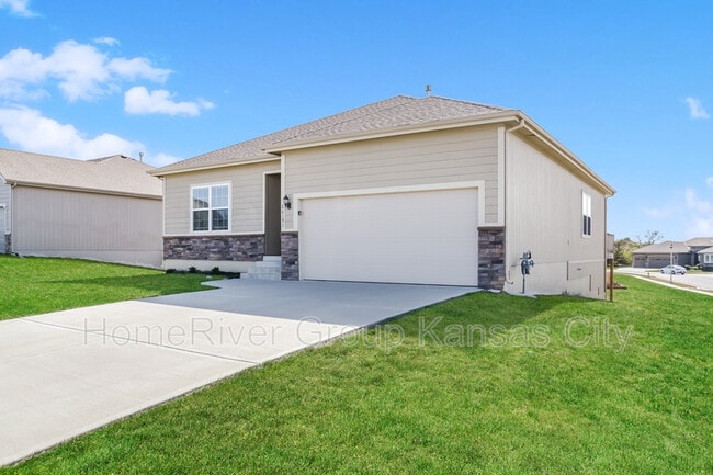 Building Photo - 26191 W 141st Terrace