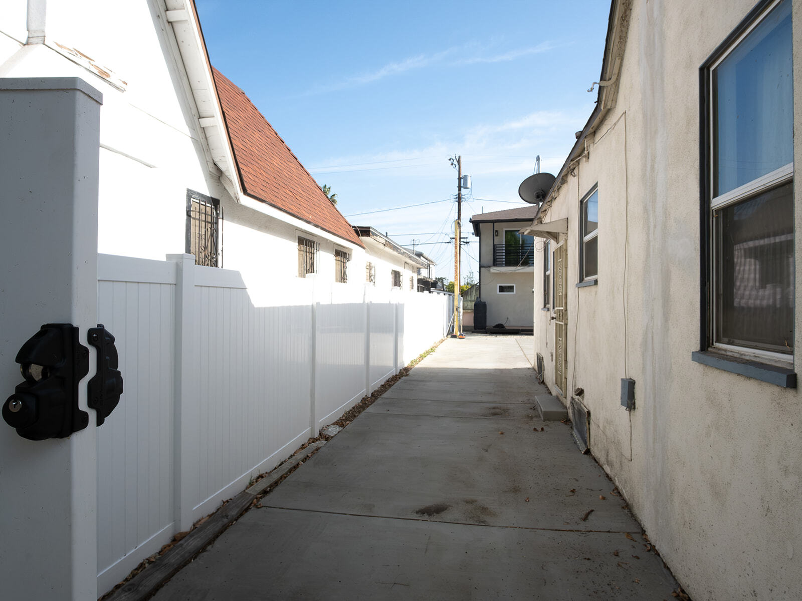 Building Photo - 2344 Gatewood St