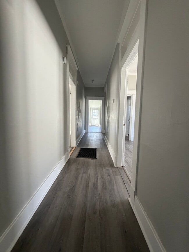 Building Photo - Deposit Special! You're Home Awaits