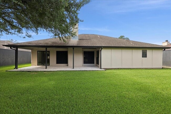Building Photo - 7060 Burlington Dr
