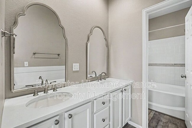 Building Photo - 1339 Carlyle Park Cir