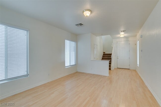 Building Photo - 10385 Morning Sorrow St