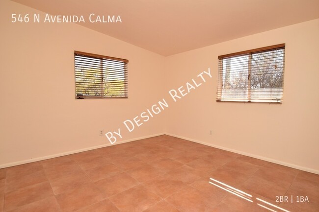 Building Photo - Charming Westwood Hills 2 Bed 1 Bath SFR w...