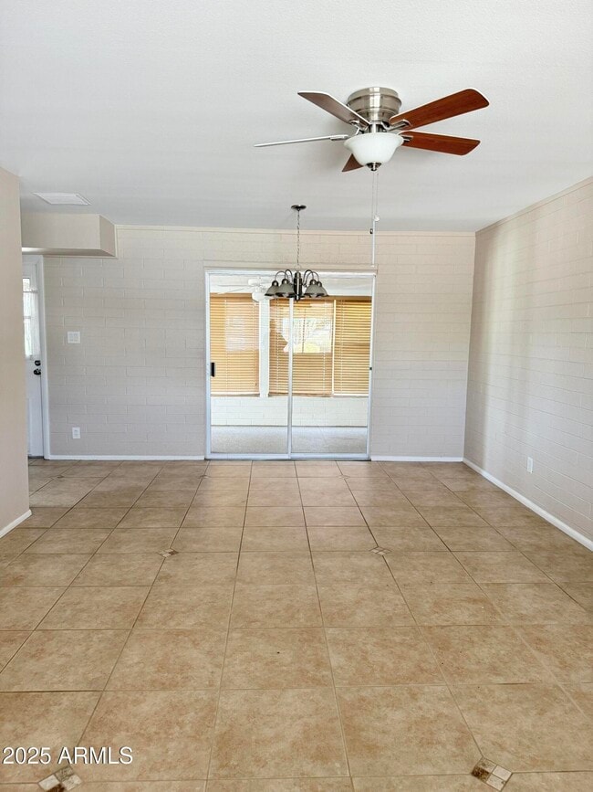 Building Photo - 12247 N Cherry Hills Dr W