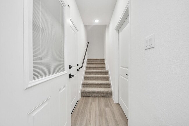 Building Photo - 5103 Mallow St