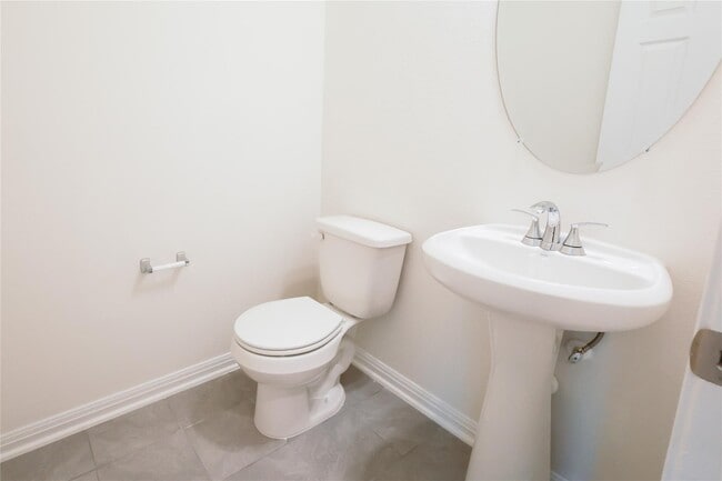 Building Photo - 9426 Castillo Ct